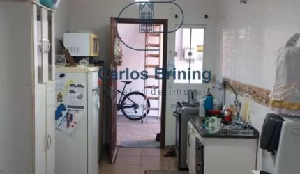 Casa Padrão para Venda em Espinheiros Itajaí-SC