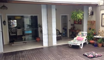 Casa Alto Padrão a Venda !