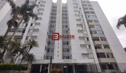 Apartamento com 3 quartos à venda na Rua Crispim Mira, 97, Centro, Florianópolis por R$ 800.000