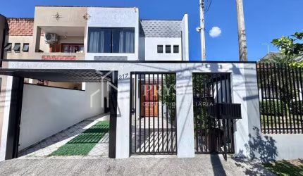Sobrado com 3 dormitórios à venda, 143 m² por R$ 789.000,00 - Aristocrata - São José dos Pinhais/PR