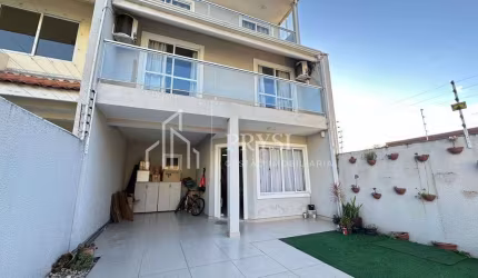 Triplex no Aristocrata, 4 quartos suíte com banheira.