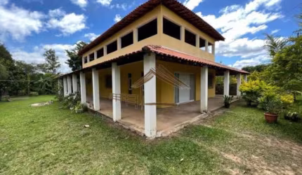 Chácara para Venda em Porangaba, Área rural, 3 dormitórios, 1 suíte