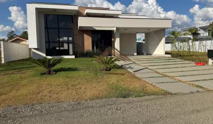Casa em Condomínio para Venda em Porangaba, Ninho Verde 1, 4 dormitórios, 2 suítes, 4 banheiros, 6 vagas