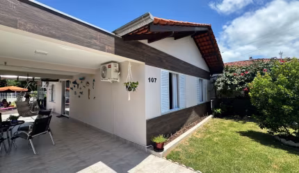 LINDA CASA DE PRAIA EM BARRA VELHA