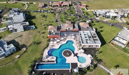 CASA EM CONDOMINIO FECHADO RIVIERA EM XANGRI-LA-RS.