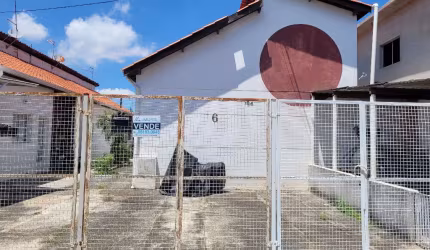 Casa com 2 dormitórios