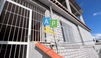 Casa para Venda em Duque de Caxias, Centro, 2 dormitórios, 1 suíte, 2 banheiros