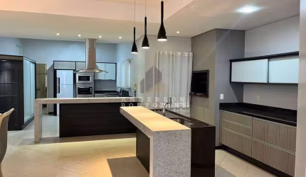 Casa à venda no Água Verde, Jaraguá do Sul  por R$ 2.300.000
