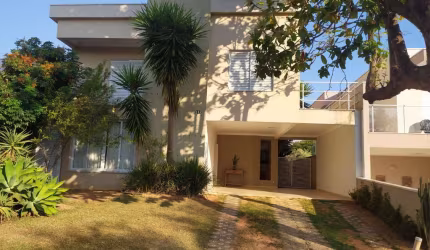Casa à venda 3 Quartos, 3 Suites, 2 Vagas, 469M², Condominio Terras De Sao Francisco, Vinhedo - SP