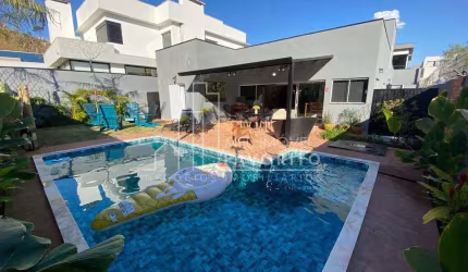 Vende-se casa térrea com 3 Dormitórios no Condomínio Terras de Jundiaí - R 2.300