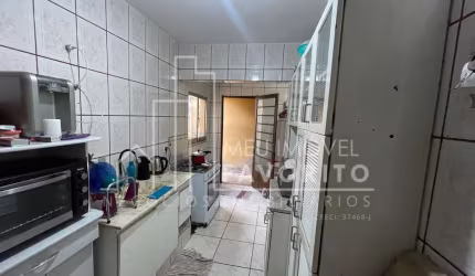 Casa à Venda com 2 quartos sendo 1 suíte,  Almerinda Chaves, Jundiaí SP
