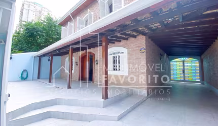 Casa à venda em Jundiaí - 3 dormitórios - Campos Elísios - Com Edícula e Adega