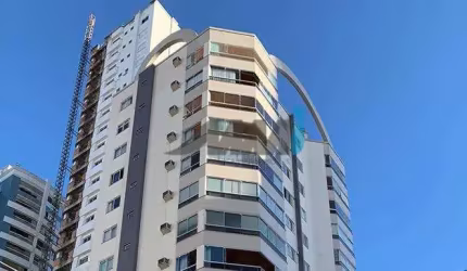 Apartamento com 3 quartos à venda na Rua 1532, 22, Centro, Balneário Camboriú por R$ 1.600.000