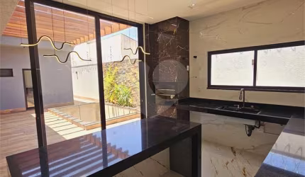 Casa com 3 quartos à venda em Anápolis City - GO