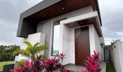 Casa com 4 quartos à venda em Condomínio Residencial Grand Trianon - GO