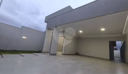 Casa com 3 quartos à venda em Jardim Progresso - GO