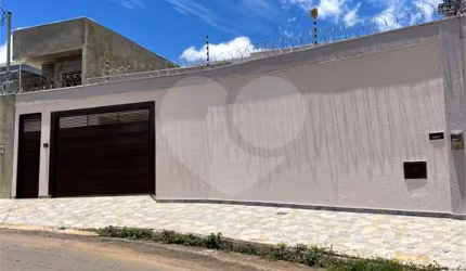 Casa com 3 quartos à venda em Residencial Villa Bella - GO