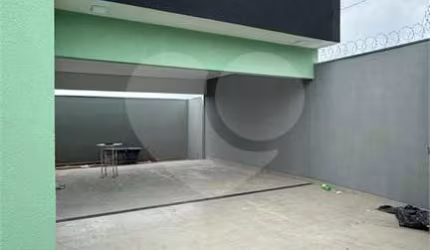 Casa com 3 quartos à venda em Calixtolândia 2ª Etapa - GO