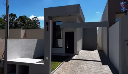 Linda Casa com 3 quartos à venda!!
