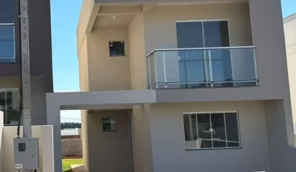 Excelente sobrado com 2 quartos à venda no Fraron!