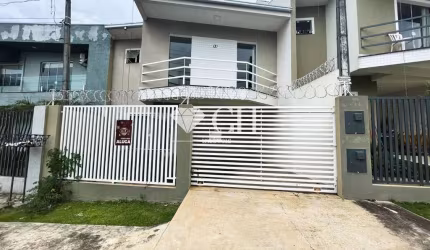 Casa com 3 quartos para alugar na Rua Assis Brasil, Orfãs, Ponta Grossa, 100 m2 por R$ 3.500
