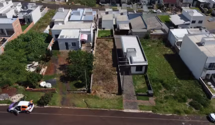 MEIO LOTE COM PROJETO APROVADO DE CASA 72,00M   BAIRRO SÃO FRANCISCO PATO BRANCO