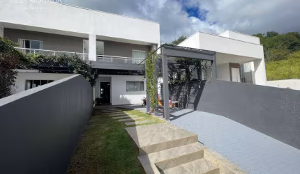 CASA A VENDA NO BAIRRO INDUSTRIAL 2 DE PATO BRANCO - 01 SUITE 02 QUARTO