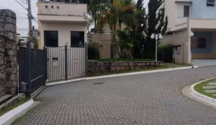 Casa com 3 dormitórios à venda, 110 m² por R$ 750.000,00 - Vila Oliveira - Mogi das Cruzes/SP