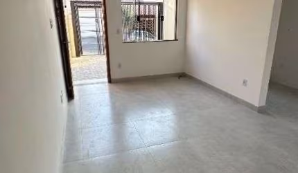 Casa com 2 dormitórios à venda, 62 m² por R$ 390.000 - Jardim Bela Vista - Mogi das Cruzes/SP