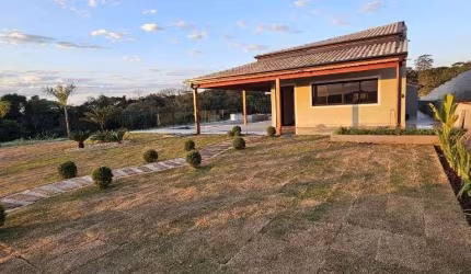 Chácara com 3 dormitórios à venda, 25000 m² por R$ 1.600.000,00 - Cocuera - Mogi das Cruzes/SP