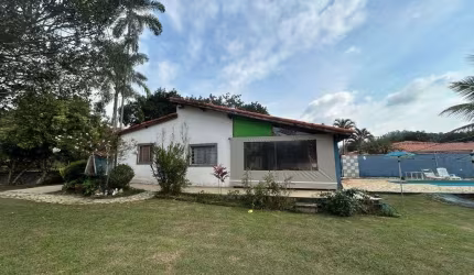 Chácara com 3 dormitórios à venda, 2200 m² por R$ 700.000,00 - Freguesia da Escada - Guararema/SP