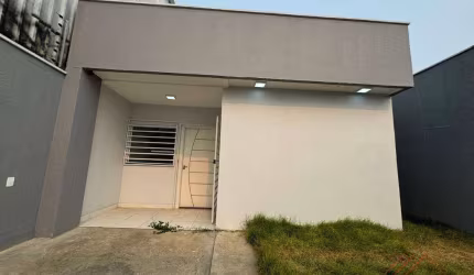 Bela Casa com 3 dormitórios à venda, 77 m - Novo Aleixo - Manaus/AM
