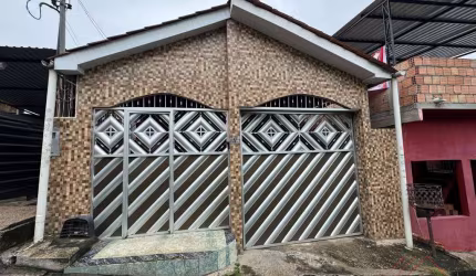 Casa com 4 quartos à venda, 300 m² por R$ 280.000 - Armando Mendes - Manaus/AM