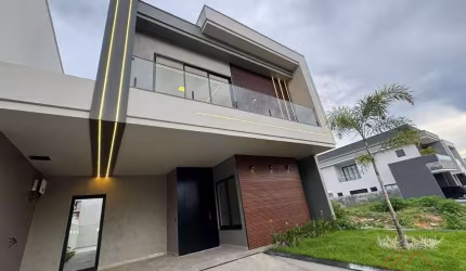 Casa com 4 suítes à venda no Cond. Res. Estoril, 250 m² por R$ 2.200.000 - Cidade Nova - Manaus/AM