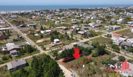 Terreno de 300m² na praia Rota do Sol