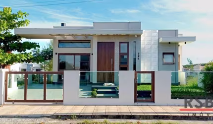 Casa com 3 dormitórios à venda, 141 m² por R$ 915.000,00 - Bellatorres - Passo de Torres/SC