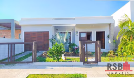 Casa com 2 dormitórios à venda, 100 m² por R$ 650.000,00 - Bellatorres - Passo de Torres/SC