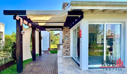 Casa com 2 dormitórios à venda, 72 m² por R$ 417.000,00 - Caravelle - Passo de Torres/SC