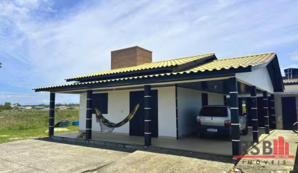 Casa com 2 dormitórios à venda, 130 m² por R$ 350.000,00 - Valverde - Balneário Gaivota/SC
