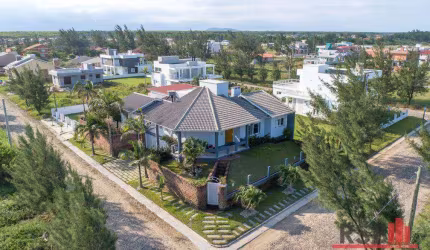 Casa com 4 dormitórios à venda, 240 m² por R$ 1.670.000,00 - Bellatorres - Passo de Torres/SC
