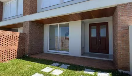 Casa com 2 dormitórios à venda, 134 m² por R$ 590.000,00 - Praia Azul - Passo de Torres/SC