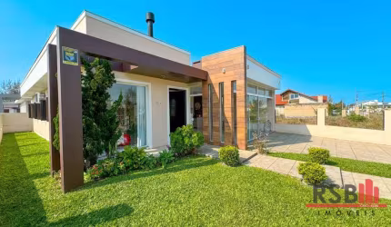 Casa com 3 dormitórios à venda, 128 m² por R$ 800.000,00 - Bellatorres - Passo de Torres/SC
