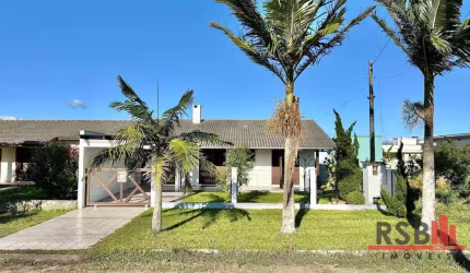 Casa à venda, 219 m² por R$ 600.000,00 - Bellatorres - Passo de Torres/SC