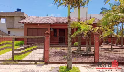 Casa com 3 dormitórios à venda, 120 m² por R$ 360.000,00 - Praia Valverde - Balneário Gaivota/SC