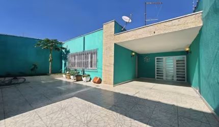 Casa para Venda em Suzano, Centro, 3 dormitórios, 1 suíte, 3 banheiros, 4 vagas