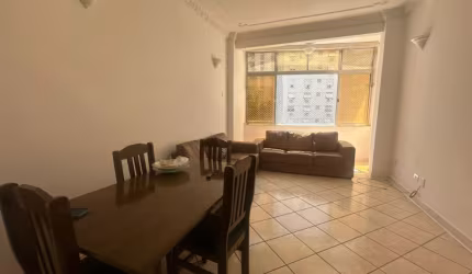 Apartamento 2 quartos próximo a praia no Boqueirão em santos