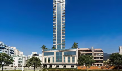 Apartamento para Venda no bairro Centro em Itapema, 4 quartos sendo 4 suítes, 3 vagas, 187 m² privativos,