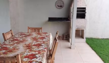 Casa para Venda em Uberlândia, Jardim Ipanema II, 3 dormitórios, 1 suíte, 2 banheiros, 2 vagas
