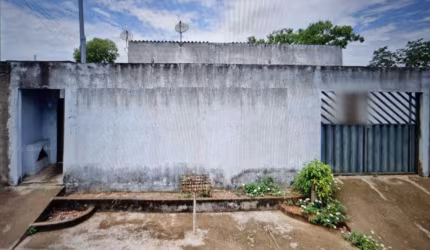 Casa para Venda em Uberlândia, Shopping Park, 3 dormitórios, 2 suítes, 1 banheiro, 1 vaga