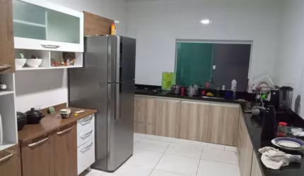 Casa para Venda em Uberlândia, Jardim Brasília, 3 dormitórios, 1 suíte, 1 banheiro, 2 vagas